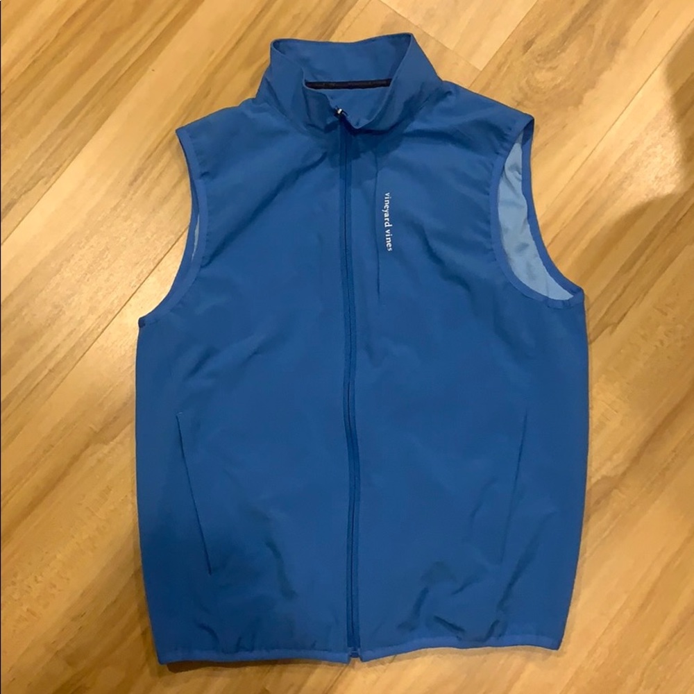 Brand New men’s Vineyard Vines vest!